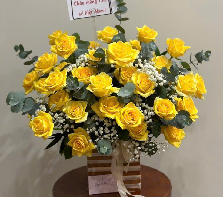 Hộp Hoa Yêu Thương Dịu Dàng Hộp Hoa Yêu Thương Dịu Dàng